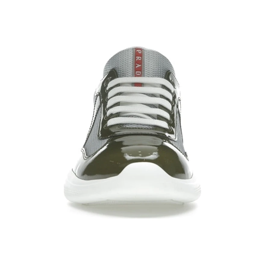 Prada America's Cup Loden, vue de face