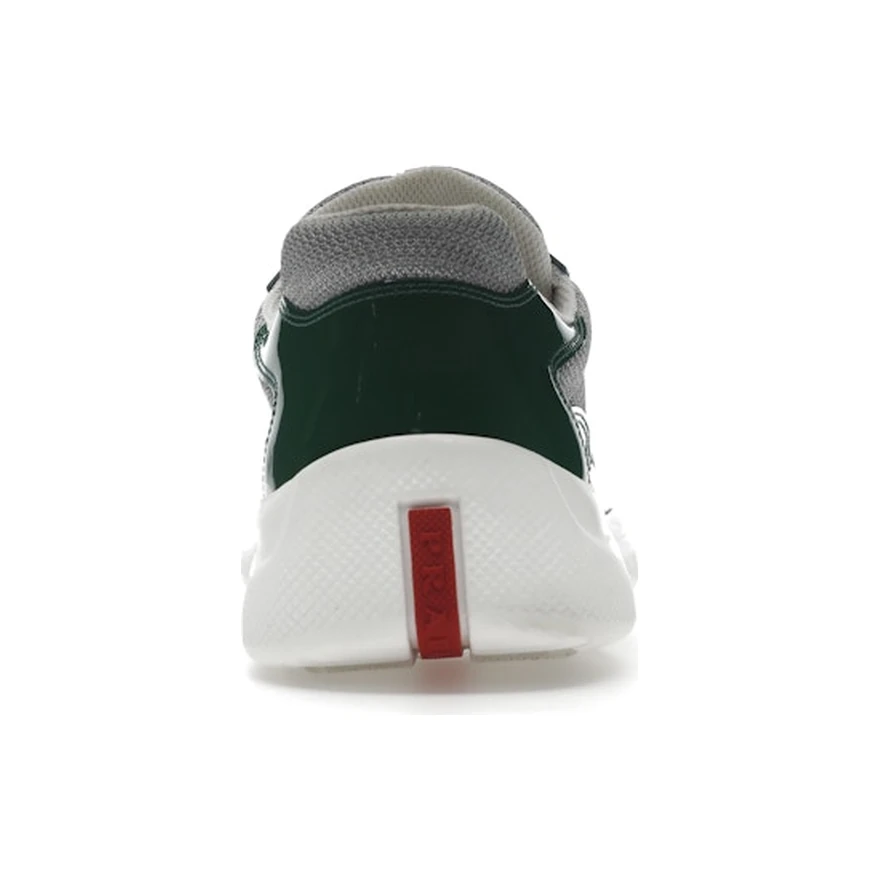 Prada America's Cup Mango, vue arrière