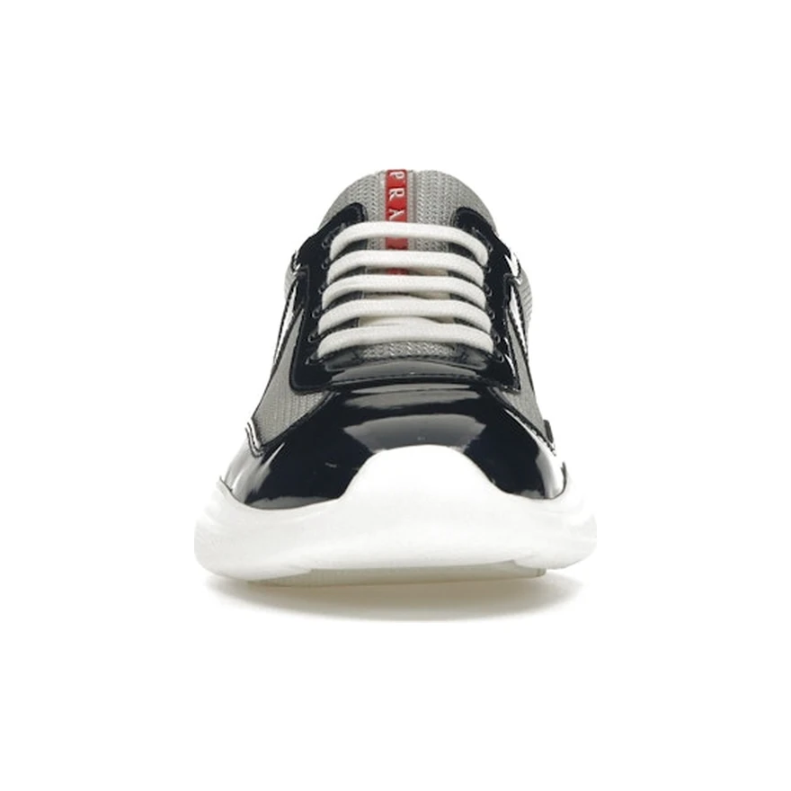 Prada America's Cup Royal Blue, vue de face