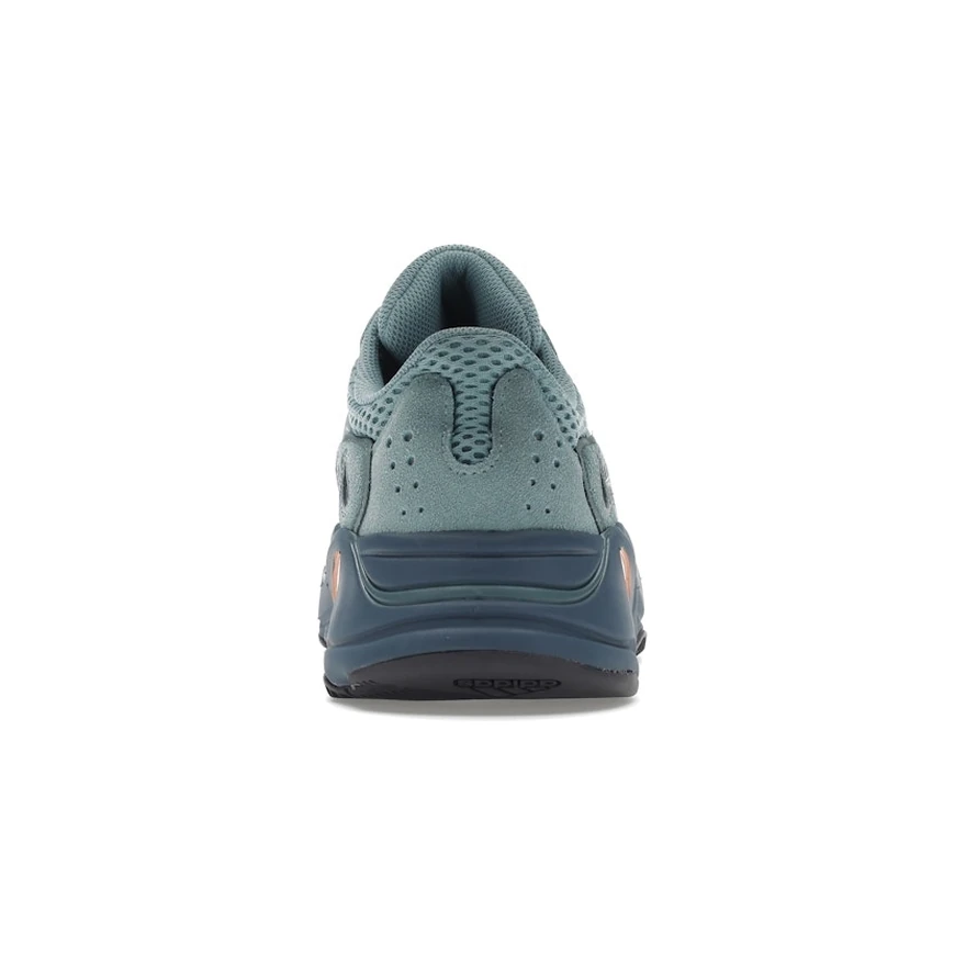 adidas Yeezy Boost 700 Faded Azure, vue arrière