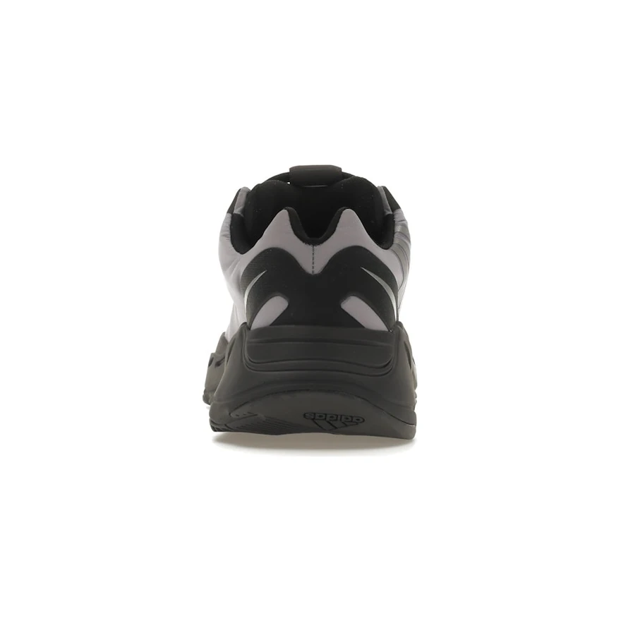 adidas Yeezy Boost 700 MNVN Geode, vue arrière